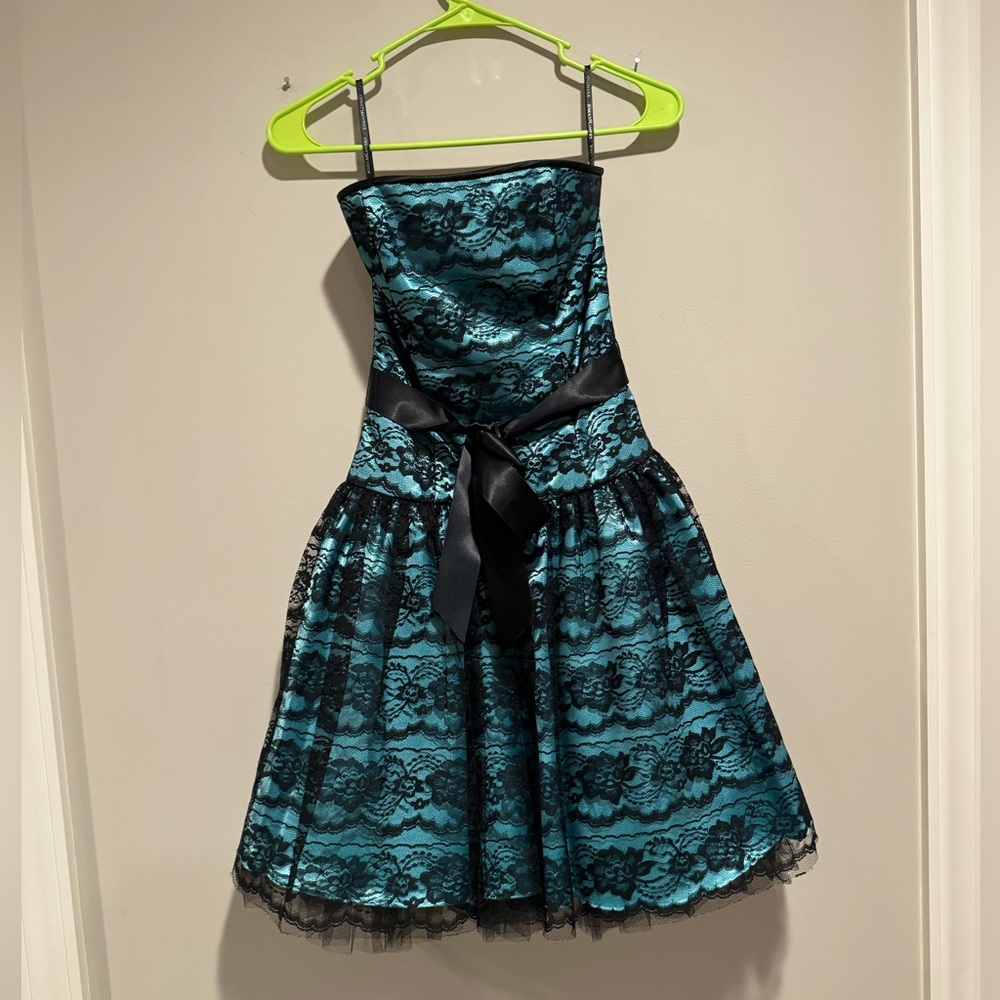 Jessica McClintock teal and black lace dress